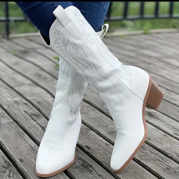 Heeled Boots with Embroidered Pattern - Picture 1 of 5